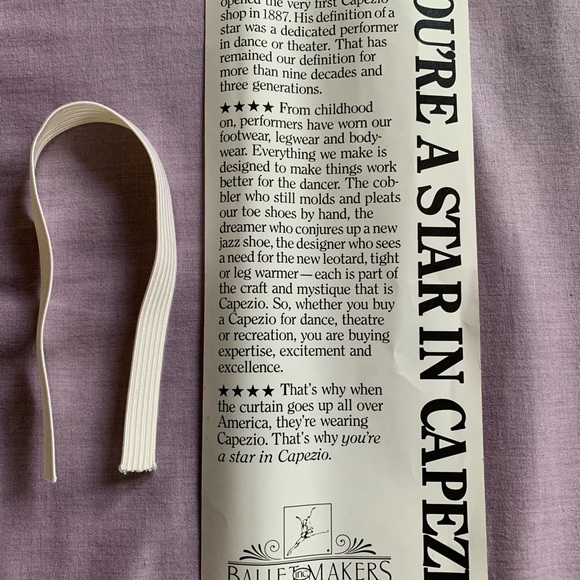 CAPEZIO WHITE BALLET SHOES - Picture 7 of 7